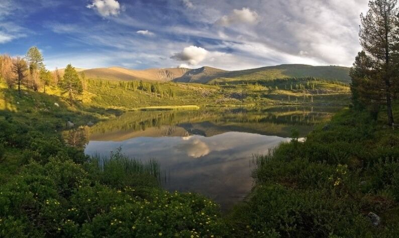 Безенгийская стена